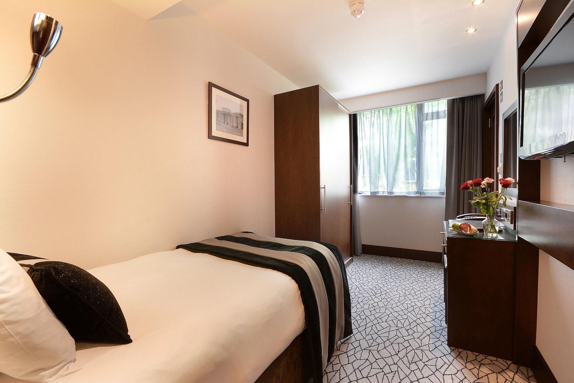 Отель Park Grand London Lancaster Gate Экстерьер фото A single room at the hotel